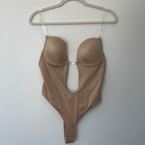 BNNT: Peachy Shapewear Backless Body Bra - M